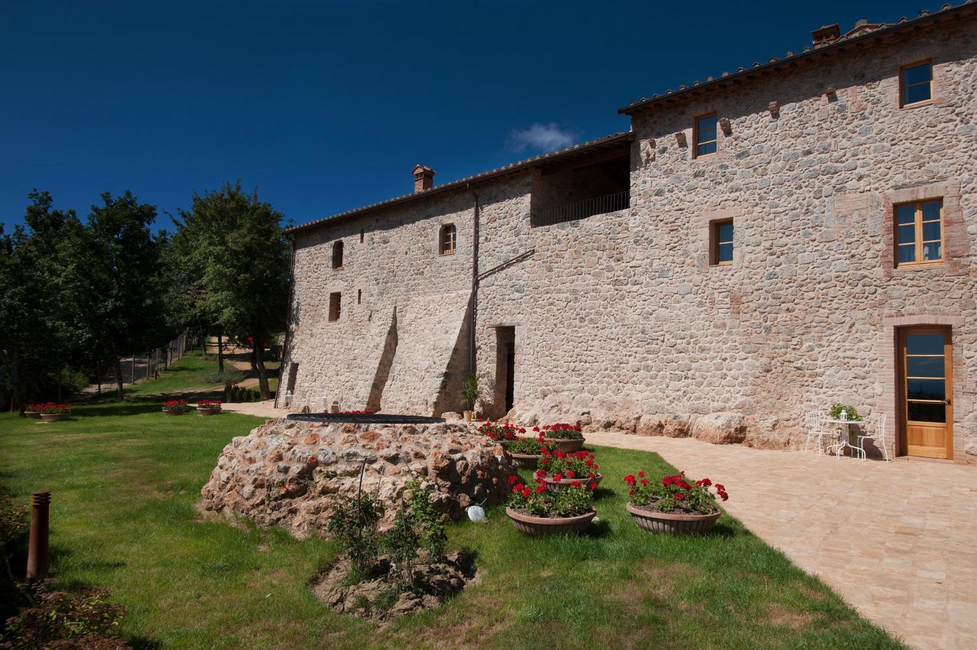 Relais La Costa Historical Residence Monteriggioni Kültér fotó