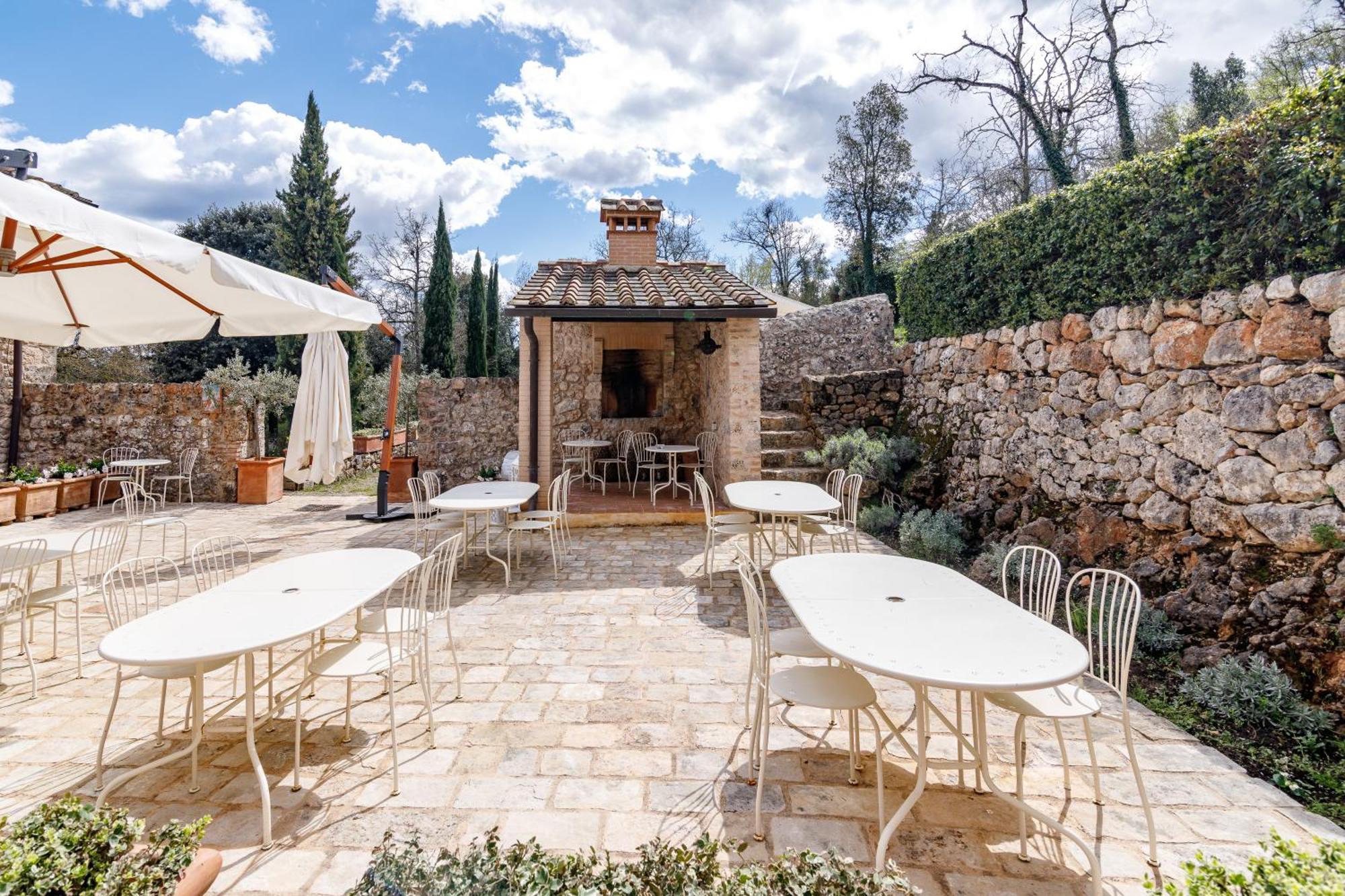 Relais La Costa Historical Residence Monteriggioni Kültér fotó