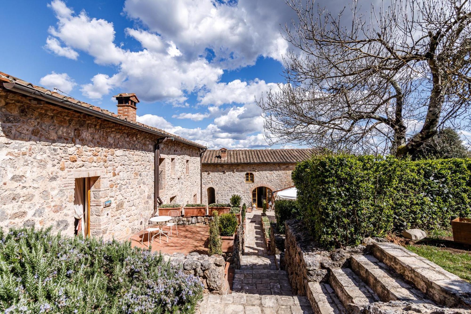 Relais La Costa Historical Residence Monteriggioni Kültér fotó