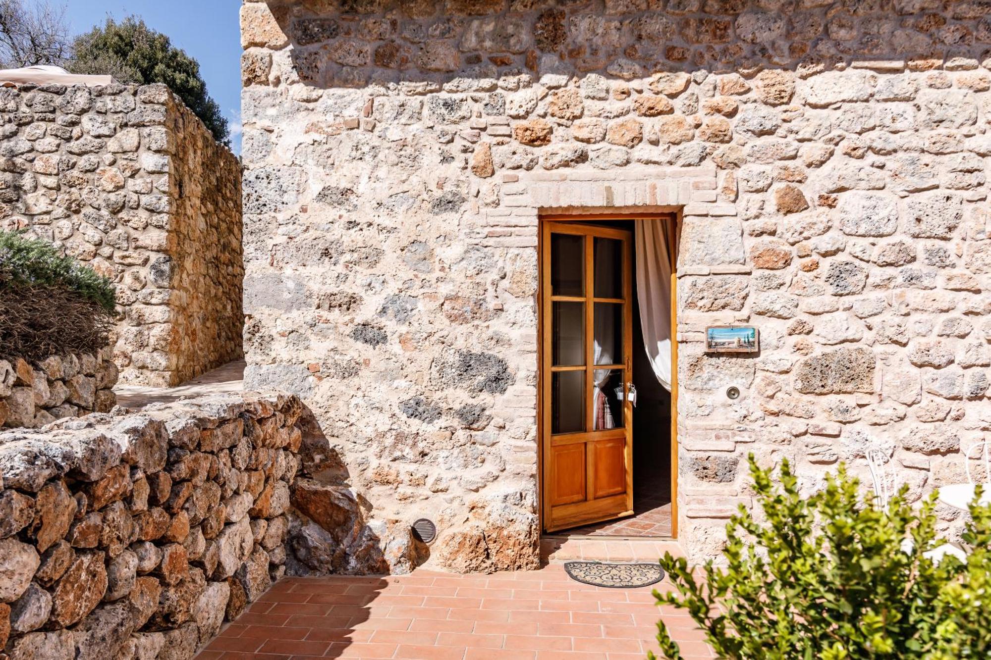 Relais La Costa Historical Residence Monteriggioni Kültér fotó