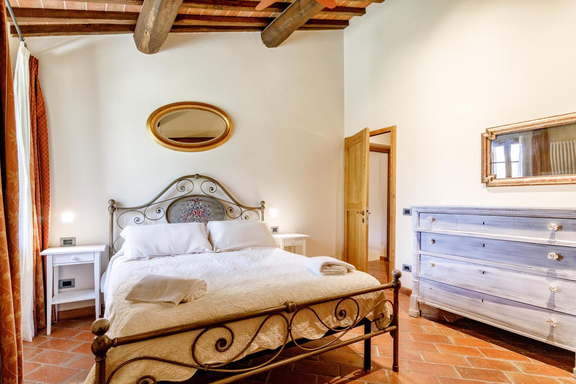 Relais La Costa Historical Residence Monteriggioni Kültér fotó